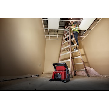 MILWAUKEE 2366-20 PROJECTEUR DOUBLE PUISSANCE M18 OUTIL SEULEMENT