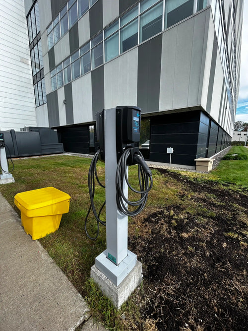 Installation de 4 nouvelle borne de recharge Flo core+ pour les employé d'un de client