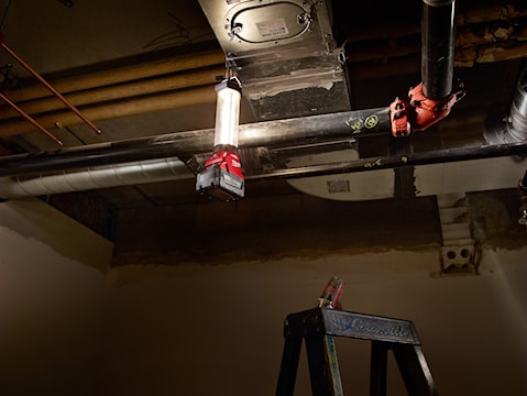 MILWAUKEE 2363-20 LED LANTERN M180 