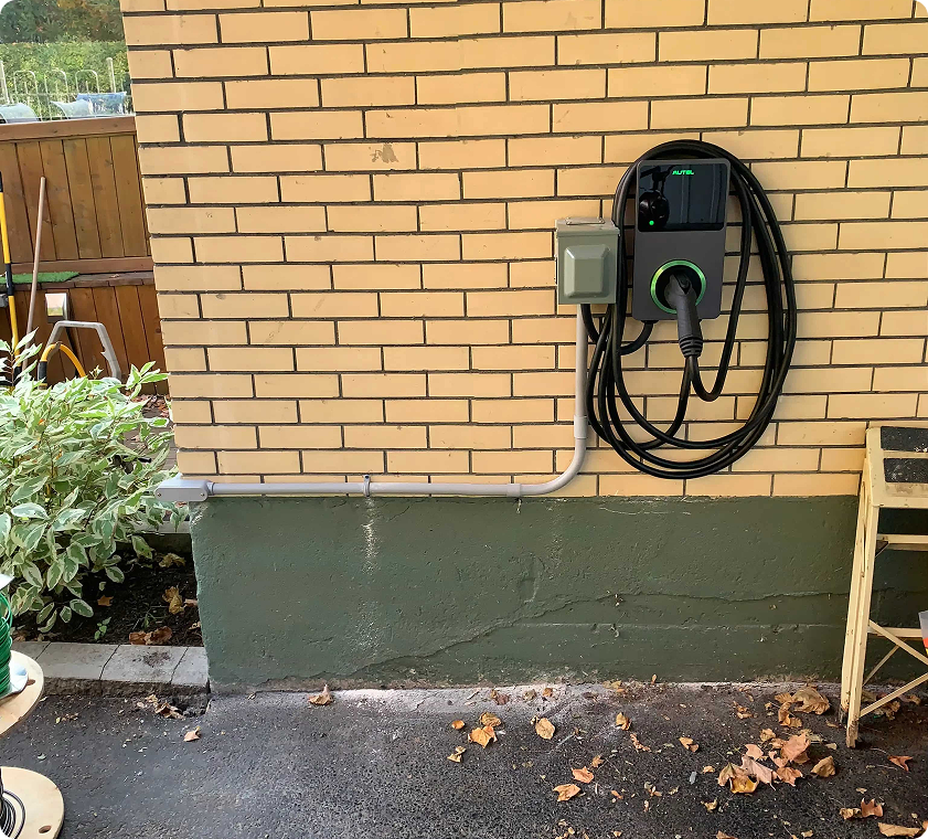 Installation de bornes de recharge commerciales : guide de planification pour entreprises à Québec