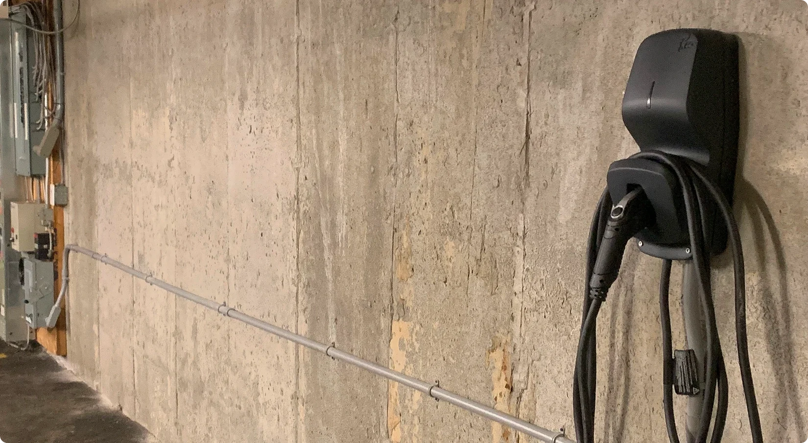 Installation d’une borne FLO G5 dans un condo – Recharge résidentielle partagée